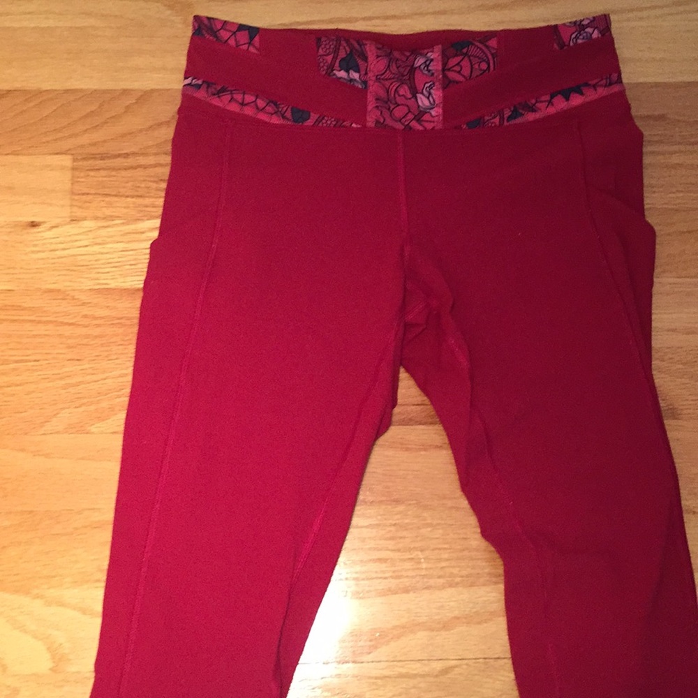 Red Lululemon leggings